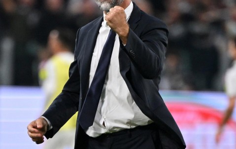 AG官方-关于尤文图斯主场战平AC米兰，领跑优势缩小的信息