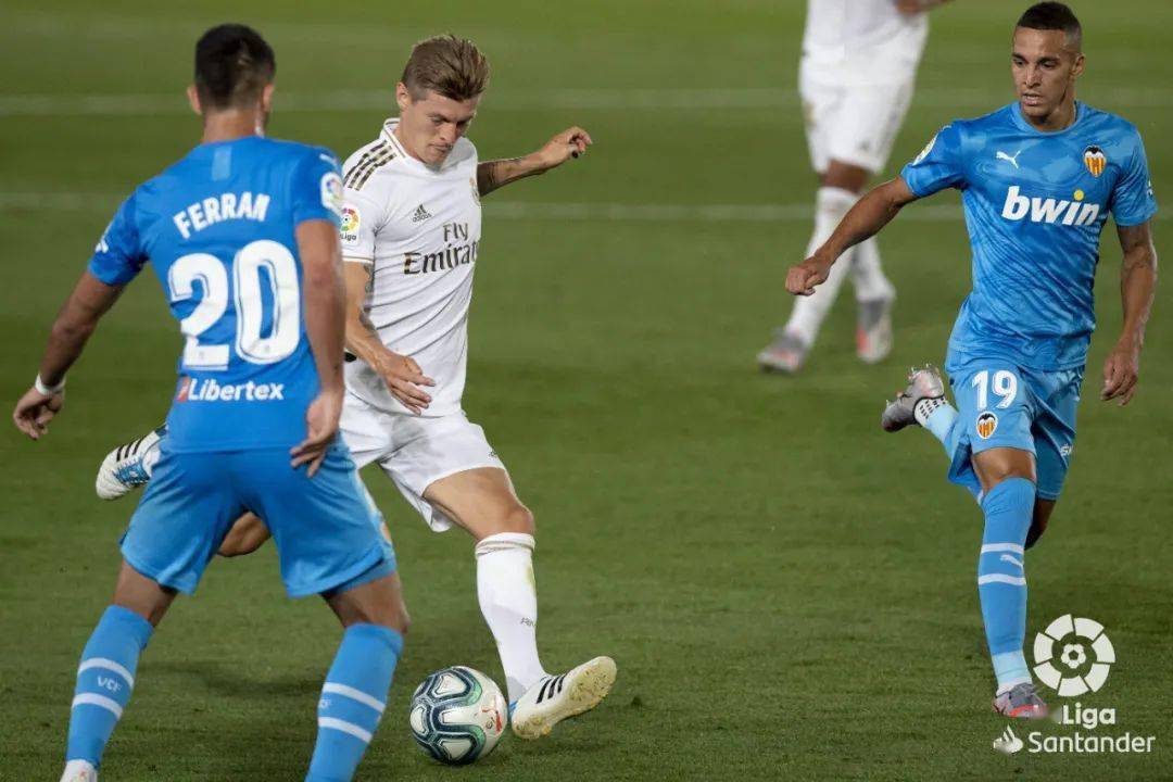 瓦伦西亚主场大胜，回归连胜轨道(瓦伦西亚球队阵容)